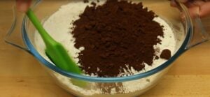 clatite cu ciocolata ingrediente uscate