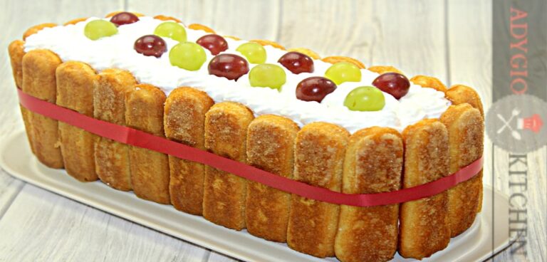 Tort diplomat cu iaurt si struguri adygio kitchen