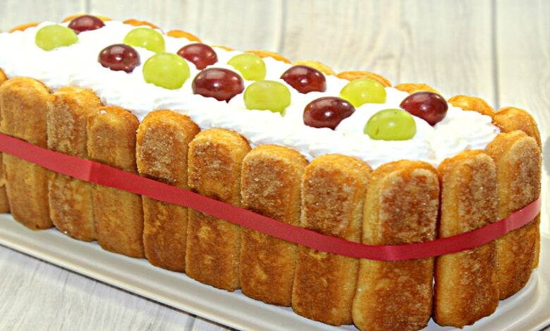 Tort diplomat cu iaurt si struguri adygio kitchen