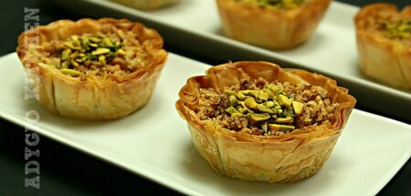 Baklava in cupe de foi adygio kitchen