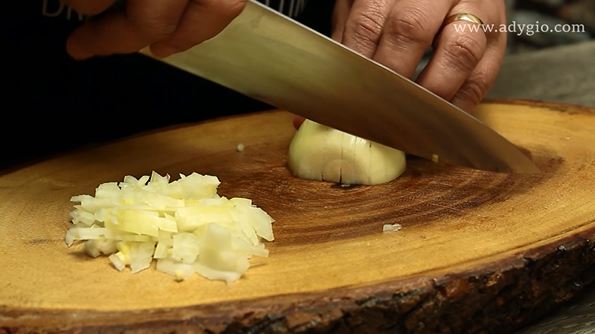 ciorba de pui a la grec ceapa taiata