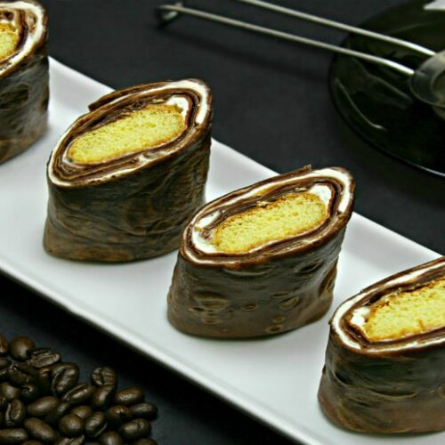 Clatite Tiramisu Cu Mascarpone Si Cacao Reteta Video Adygio Kitchen