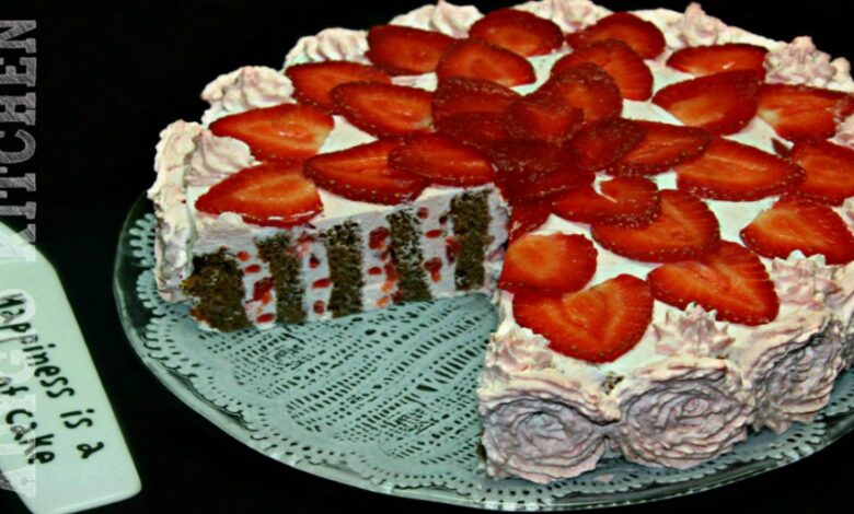 Tort cu capsuni si blat spiralat adygio kitchen