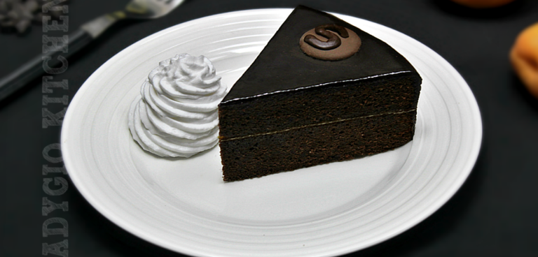 Tort Sacher cu ciocolata si gem de caise adygio kitchen