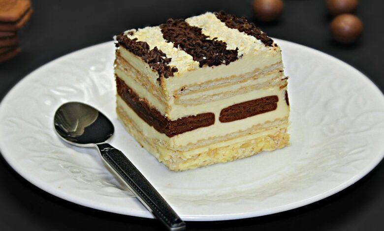Tort de biscuiti cu frisca