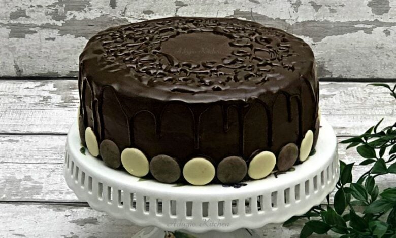 Tort Televizor cu crema de lamaie adygio kitchen