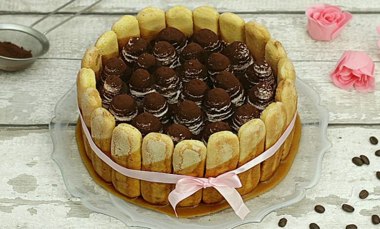 Tiramisu cu caramel si frisca reteta adygio kitchen