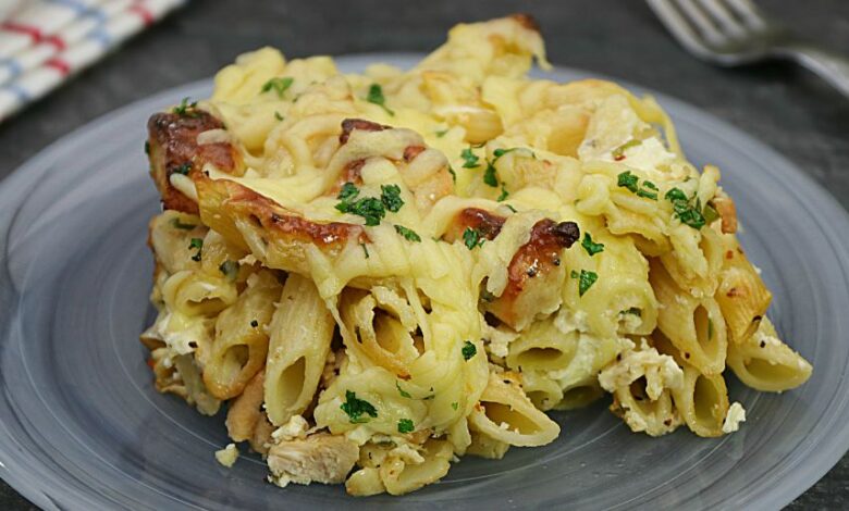 Paste la cuptor cu cascaval si piept de pui