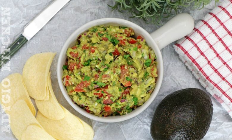 Guacamole sau sos mexican de avocado
