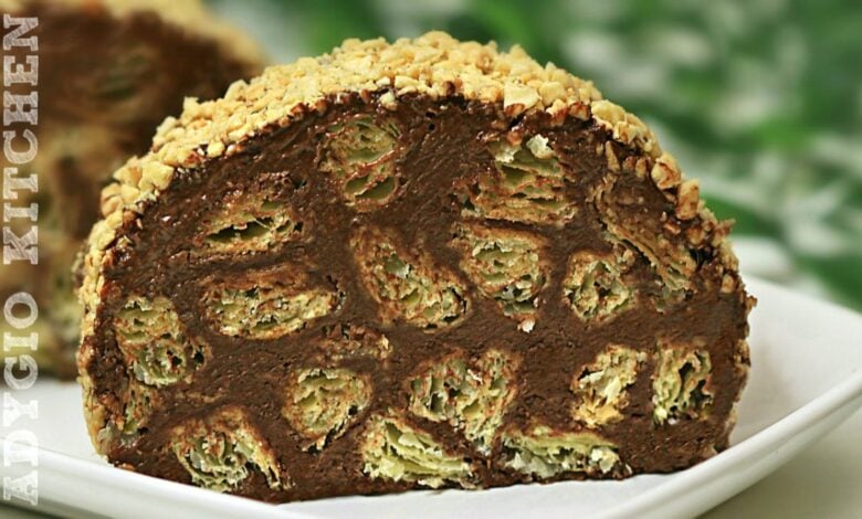 Rulada de vis cu ciocolata si alune, rulada cu foietaj si ciocolata