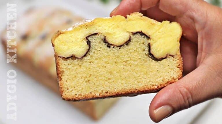 Reteta chec Mozart cu crema de vanilie
