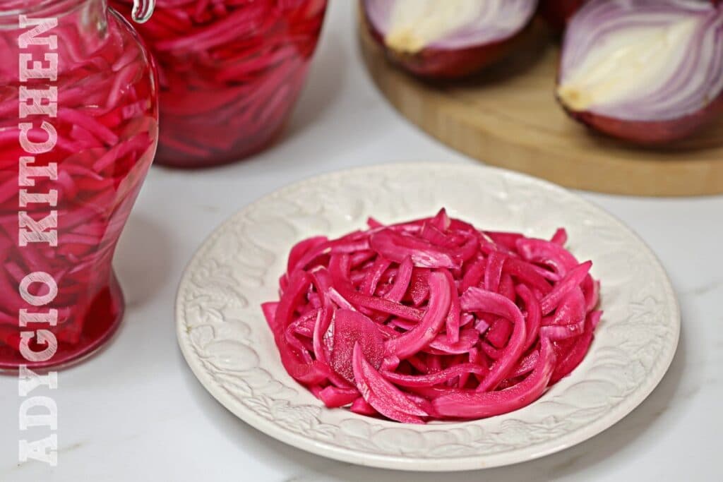 Ceapa rosie murata pentru salate si langa ciorbe adygio kitchen