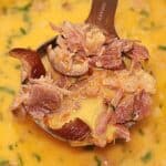 Ciorba radauteana cu ciolan afumat de porc