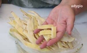 bucati de fasole pastai rupte