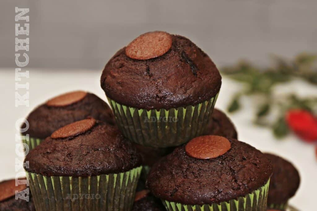 Briose cu ciocolata cele mai bune briose pufoase