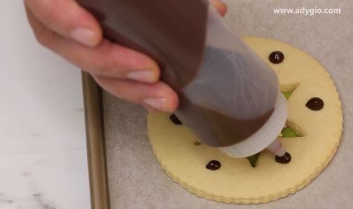 ciocolata topita pe fursec