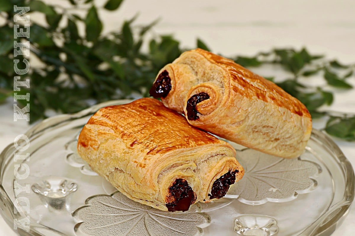 Pain au chocolat reteta cu 3 ingrediente